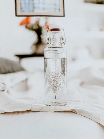 Botellas de agua elegantes