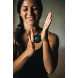 GAIAM Топки за масаж на ръцете - Комплект - лилаво, зелено и синьо